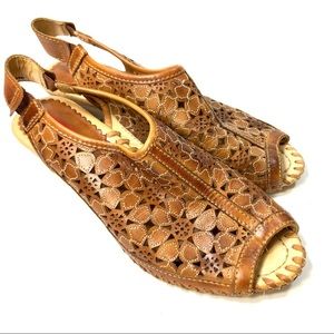 Women Pikolinos pip toe sling backs cutout , 6